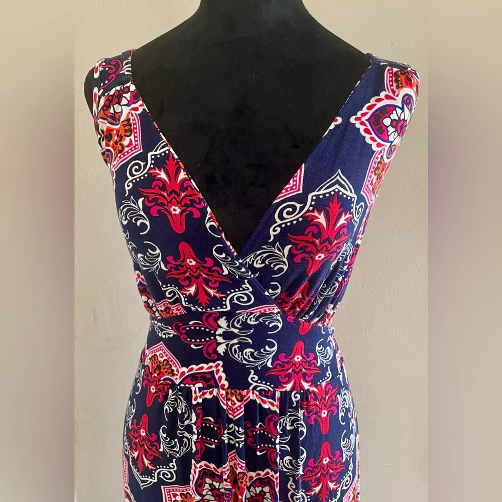 Loveappella Red and Navy Floral Maxi Dress with Back Detail - Picture 2 of 4